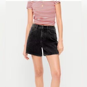 NWT Old Navy High Rise Wow Baggy Shorts size 4.